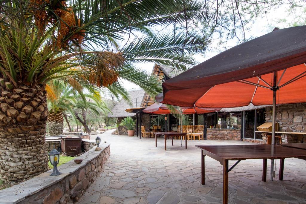 Etusis Lodge Usakos Exterior photo